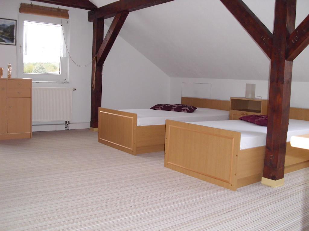 Ferienwohnung Am Dorfplatz Wittenberg Room photo